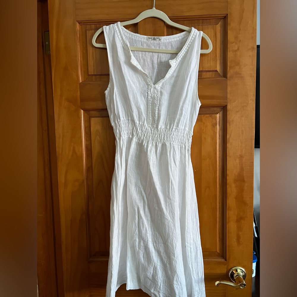 White summery dress size medium